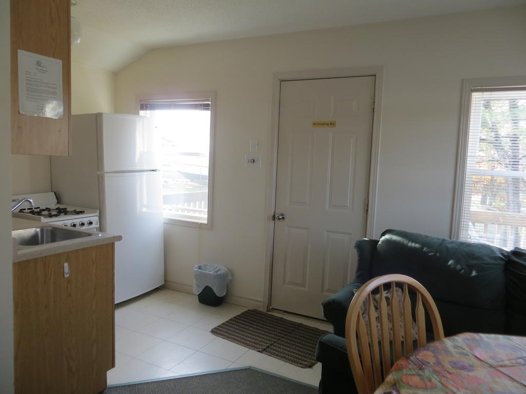 Halls Cottages Honey Harbor Zimmer foto
